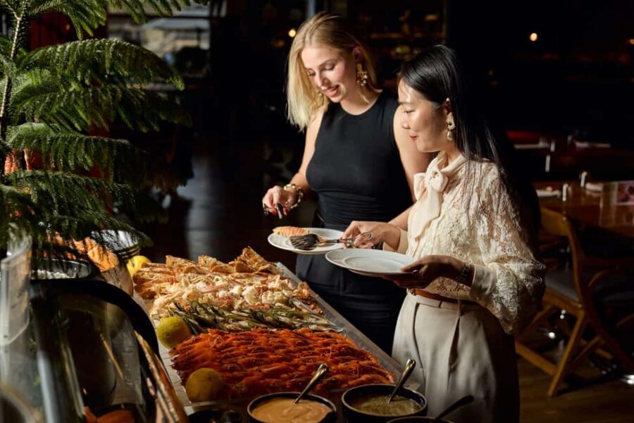 Bangkok: Saturday Dinner Buffet at W Bangkok - The international buffet part: beyond seafood so you can pace your meal