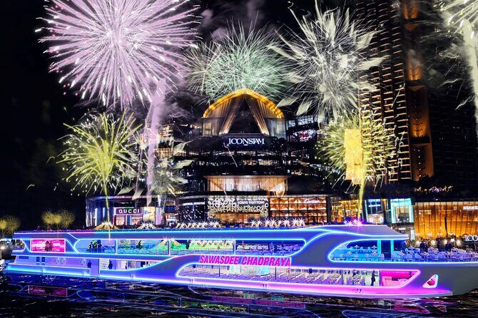 Bangkok Sawasdee Chaophraya Dinner Cruise from ICONSIAM - What $42.38 buys you: buffet dinner plus show, not just a boat ride