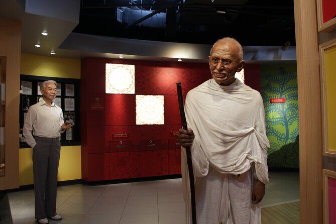Bangkok Sea Life + Madame Tussauds Entrance Tickets - Quick tips before you go