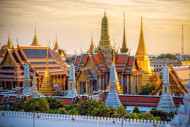 Bangkok Temples Private Tour from Pattaya – Full Day - Wat Traimit: The Golden Buddha in a White-and-Gold Frame