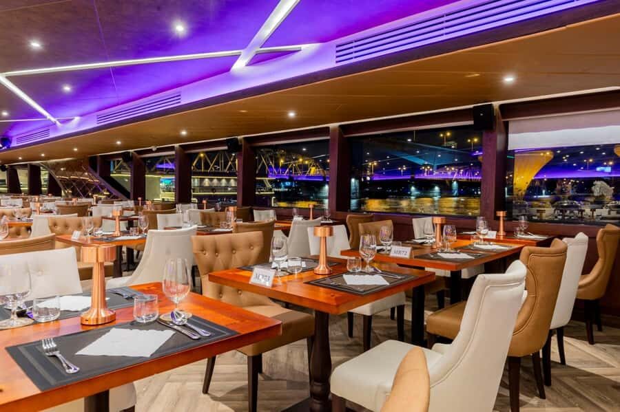Bangkok: The Opulence Buffet Dinner Cruise with Live Band - Route highlights: Wat Arun to the Grand Palace from the water