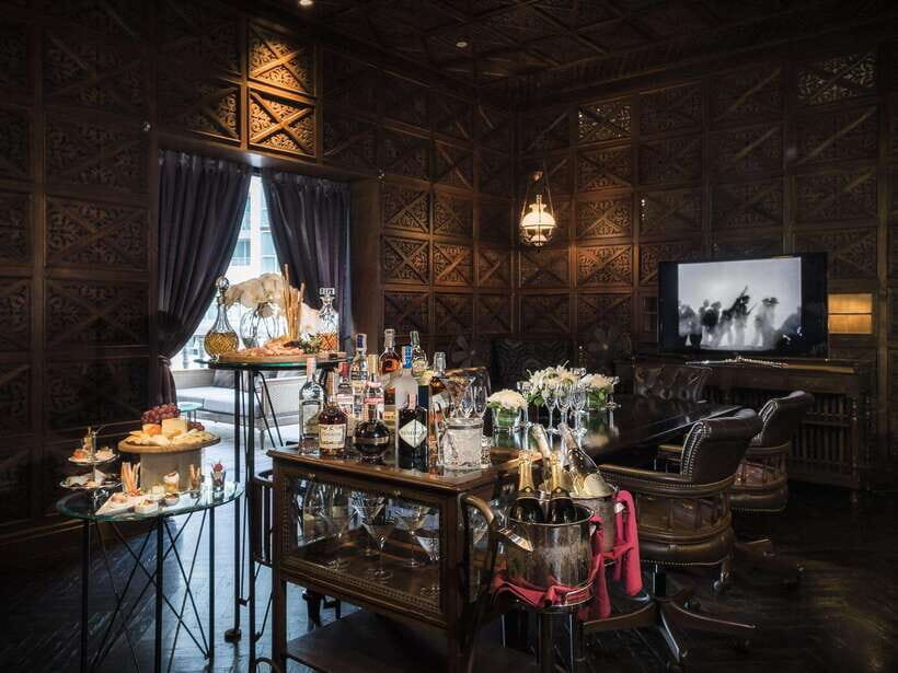 Bangkok: The Speakeasy Rooftop Bar At Hotel Muse - The 90-minute flow: what happens once you arrive