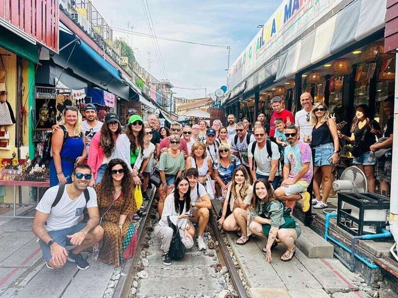 Bangkok: Train Market & Floating Market with Boat Ride - Key Things You’ll Notice on This Tour