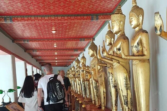 Bangkok Two Temple Tour: Wat Pho, Emerald Buddha & Grand Palace - Entering the Grand Palace: a 30-minute plan that still feels meaningful
