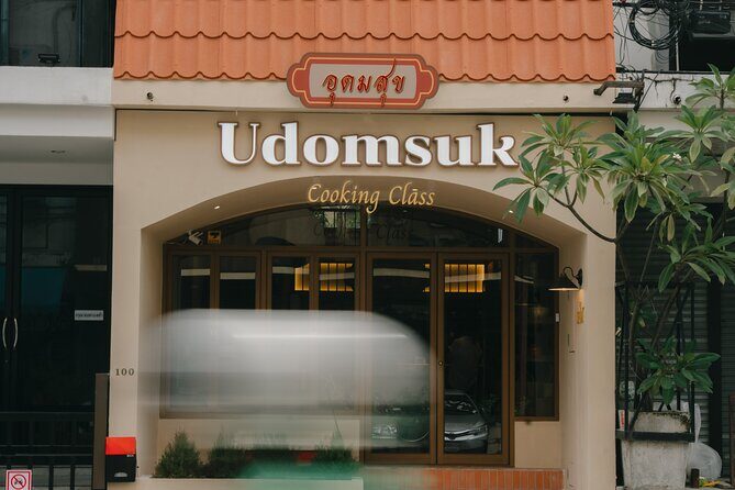Bangkok Udomsuk Thai Cooking Class with local market tour - Who Should Book This Class (And Who Might Skip It)