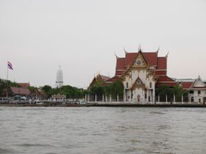 Bangkok with a Private Car and Driver Customizable Tours - The pickup rule that can make or break your morning