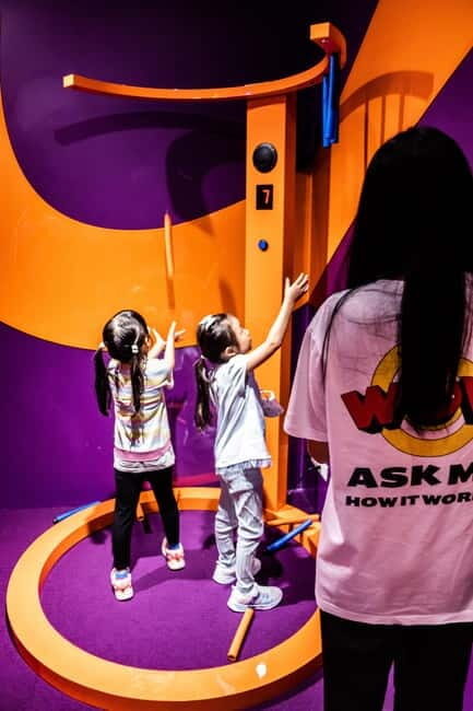Bangkok: Wow Park Interactive Amusement & Science Park - Optical Illusions and Photo Moments Without Flash