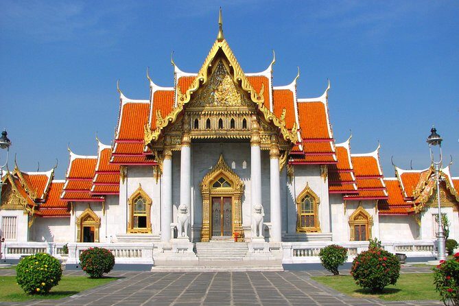 Bangkok’s Sacred Temples & Local Culture Half-Day Tour - Stop 3: Wat Benchamabophit (The Marble Temple) and Thai architectural elegance
