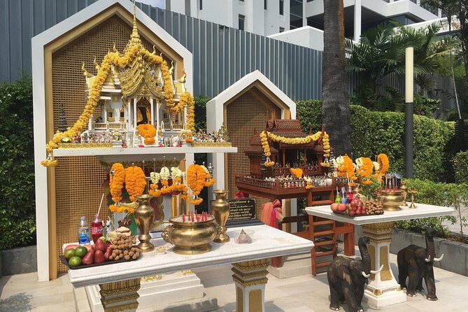 Bangkok's Wireless Road: A Self-Guided Audio Tour - Hindu symbols and the Trimurti shrine in plain sight