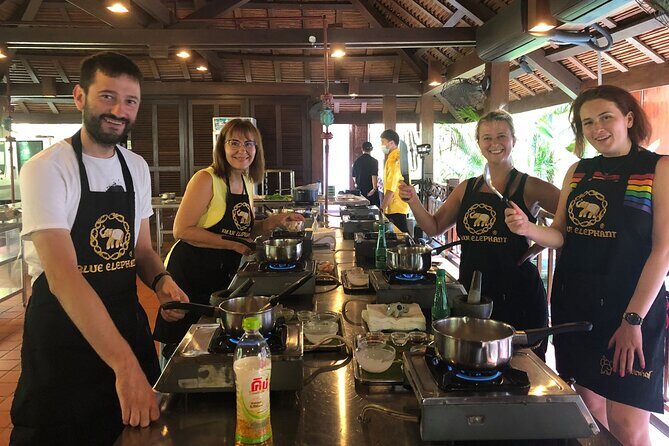 Blue Elephant Sathorn Bangkok Cooking School with Michelin Guide - Chef Guidance and Small Groups: Why This Feels Different