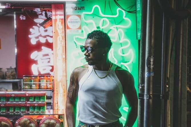 Chinatown (Yaowarat Road) Neon Photoshoot - Key Things I’d Book This For