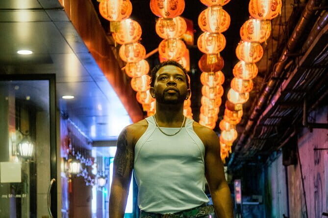 Chinatown (Yaowarat Road) Neon Photoshoot - Yaowarat Road at Night: Why This Photoshoot Looks Like a Scene