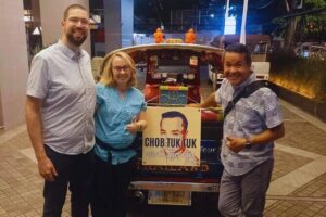 CHOB TUK TUK + Canal + Food Tasting - Bangkok Noi by Long-Tailed Boat: Water Views and Temple Lines