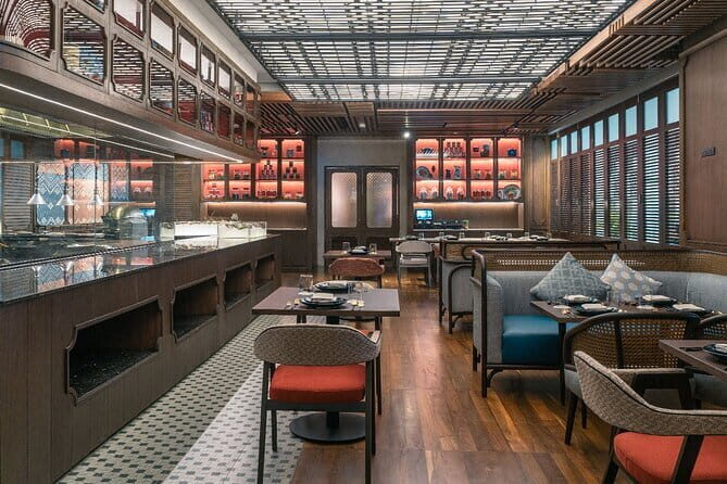 ChomSindh Authentic Thai Dining Experience - Lunch or Dinner - Where ChomSindh is, and why the Amari 4th-floor setting works