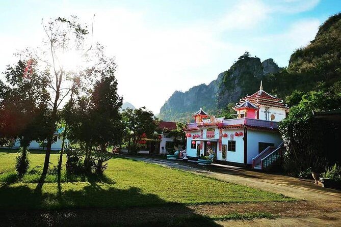 Cycling in rural Kanchanaburi area - Price and value: what $28.20 buys you in the real world