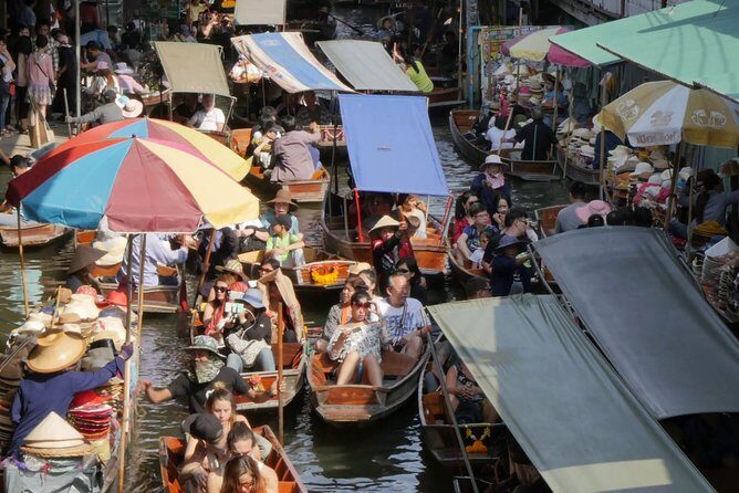 Damnoen Saduak Floating Market with Paddle Boat Ride (ex Bangkok) - Coconut sugar farm stop: souvenirs plus a real taste test