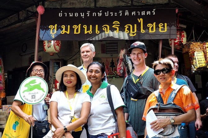 Day Trip to Bangkok Floating Market & Maeklong Railway - Pacing, crowds, and the long-drive factor