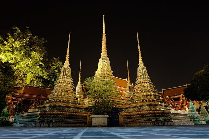 Discover Bangkok at Night 5-Hour Bike Tour with dinner - The route stop-by-stop: Kuan Yim to Chinatown dinner