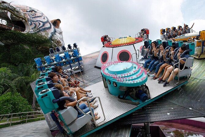 Dream World Amusement Park Bangkok - Snow Town plus the cable car: the easy way to change pace
