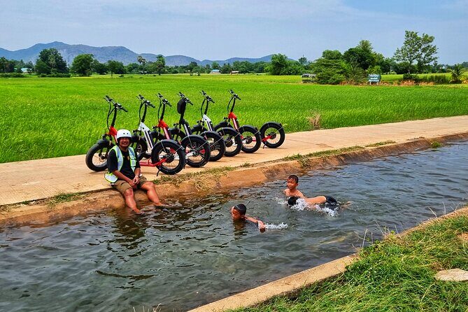E-Scooter Tour in Kanchanaburi - The ride starts with a real scooter lesson at Mae Nam Khwae
