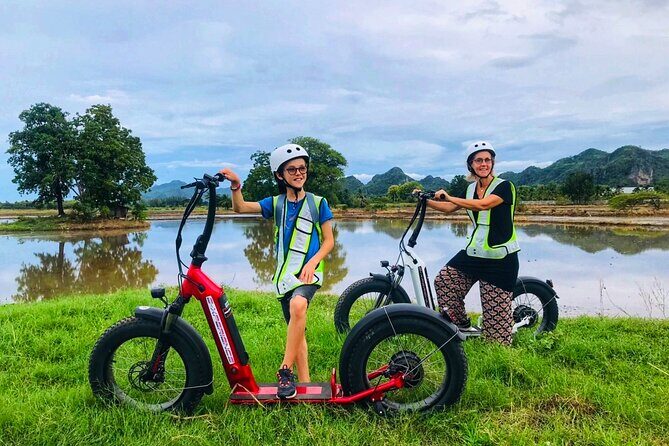 E-Scooter Tour in Kanchanaburi - River Kwai Bridge moment: quick access and smart photo strategy