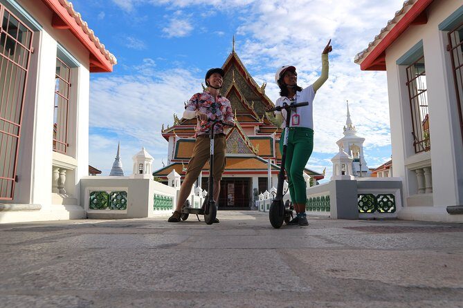 Explore Bangkok by E-Scooter & Try Street Food - The start at Jamming Thailand: practice ride, gear, and safety first