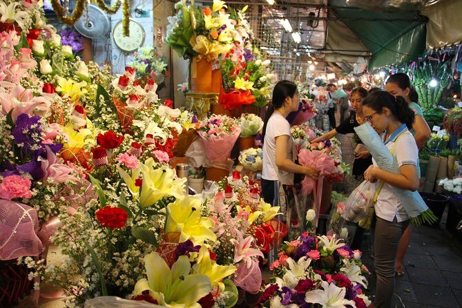 Explore Bangkok: Guided City and Temple Tour - Key things to know before you go
