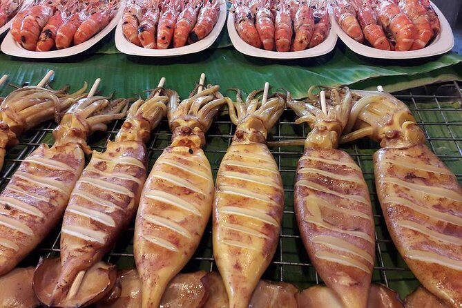 Famous Thai Street Food Tasting Experience! - Stop 2: Wang Lang Market for snacks plus southern Thai comfort