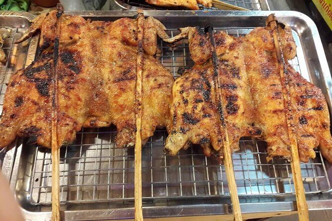 Famous Thai Street Food Tasting Experience! - Spice, allergens, and telling Nikki what you need
