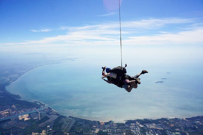 First Jump Tandem Skydive Pattaya Include Pickup Transfer - What to Wear: Simple Clothes Help More Than You Think