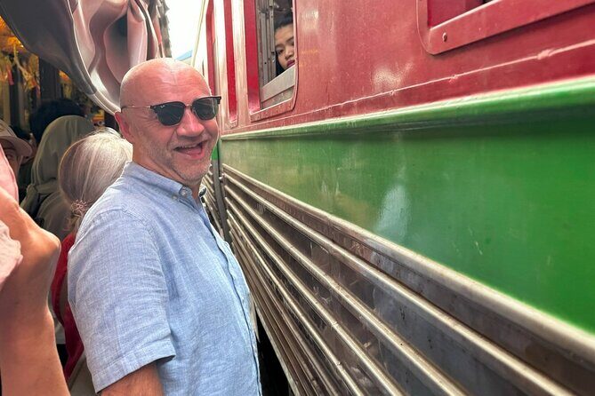 Floating Market and Railway Market Private Tour VIP Transport - A 7:00 am Start With Hotel Pickup and VIP Transport