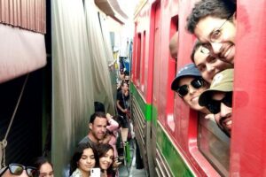 Floating & Railway Market and Coconut Farm Tour [Optional Luxury] - Why the small-group size matters (more than you think)