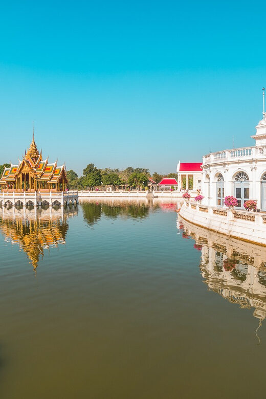 From Bangkok: Ayutthaya & Ayothaya Floating Market Day Trip - Wat Mahathat: the Buddha head in the tree moment