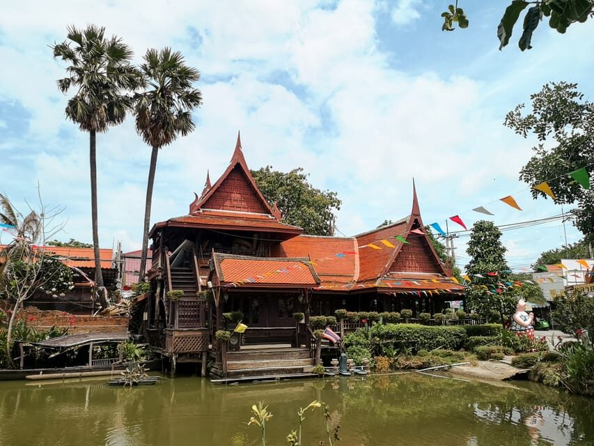 From Bangkok: Ayutthaya & Ayothaya Floating Market Day Trip - Wat Phra Sri Sanphet: Ayutthaya’s grandest temple ruins
