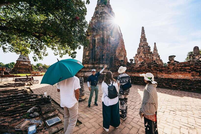 From Bangkok: Ayutthaya Temples Guided Tour with Lunch - Finishing at Wat Chaiwatthanaram: why the timing still works