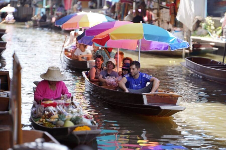 From Bangkok : Meklong Railway Market By Bus - The 7-hour day trip from Bangkok: timing and energy level