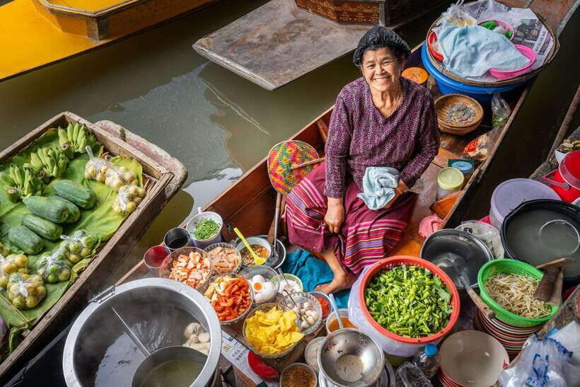 From Bangkok: Railway & Damnoen Saduak Floating Market Tour - Key things that make this tour worth your morning