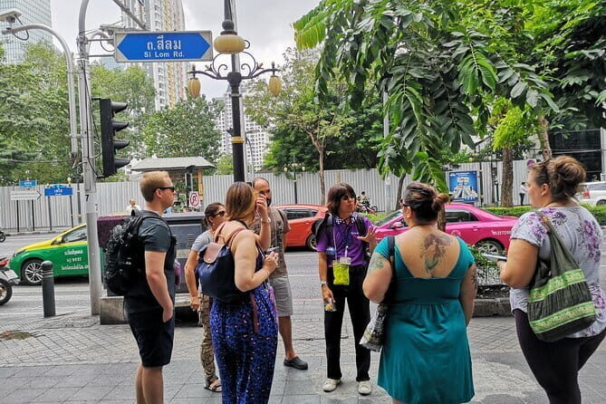 Fun Tuk Tuk Dinner and Massage in Old Town Bangkok - Wat Arun from the river: classic skyline views without over-complicating it