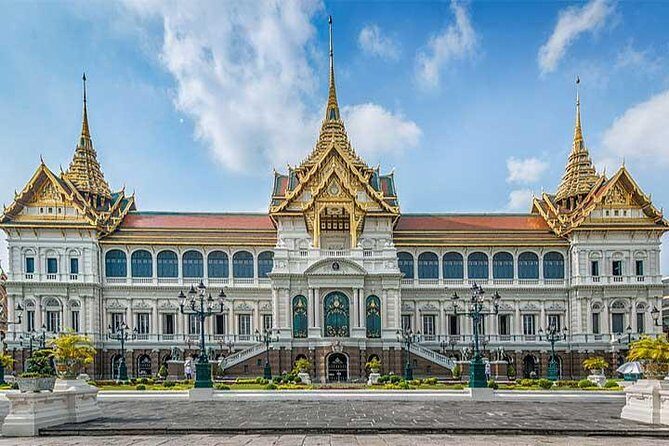 Grand Palace Glory and Emerald Buddha : Half-Day Tour in Bangkok - Grand Palace: Royal Power in Stone and Gold