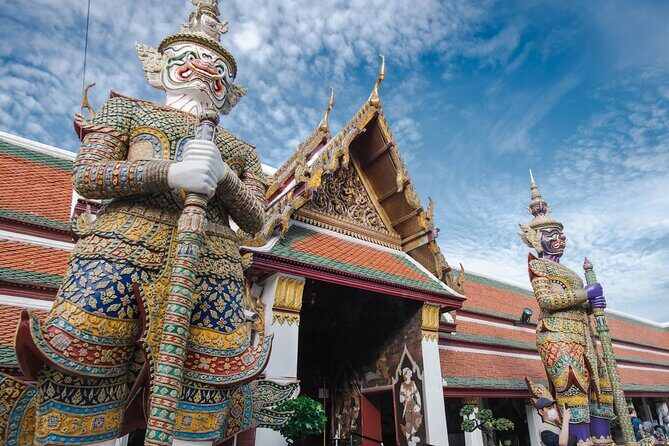 Grand Palace & Wat Arun Immersive Guided Walking Tour 3-Hour - Booking Style: Multiple Start Times and Last-Minute Acceptance