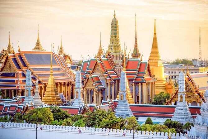 Grand Palace, Wat Phra Kaew, Wat Pho and Wat Arun Walking Tour From Bangkok - Meet at River City Bangkok: the Small Details That Prevent Stress