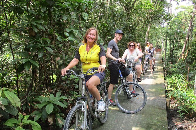Green Bangkok Bicycle Tour - Getting going at the BTS Phrom Phong station area