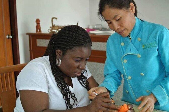Half Day Professional Thai Fruit and Vegetable Carving Class - Choosing your time slot: 9–12 versus 13–16 in Bangkok