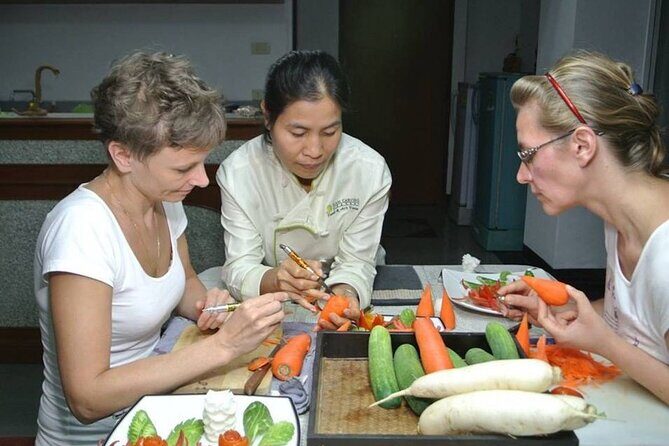 Half Day Professional Thai Fruit and Vegetable Carving Class - Who this class is best for (and who should pause)
