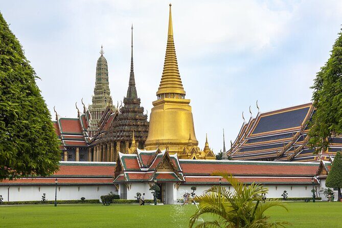 Half-Day Royal Grand Palace and Bangkok Temples Tour - The 7:00 a.m. Start: Pickup, Timing, and How to Survive the Morning Heat