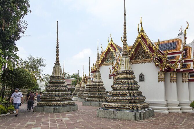 Half-Day Royal Grand Palace and Bangkok Temples Tour - Stop 1: The Grand Palace and Wat Phra Kaew Area (Royal Bangkok Up Close)