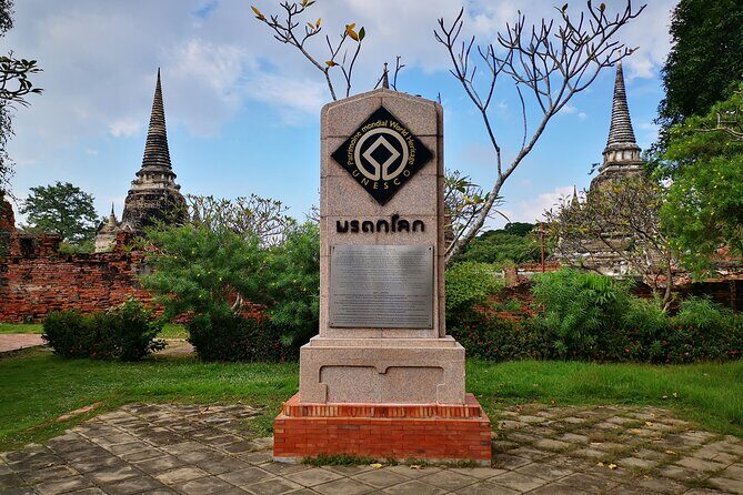 Highlights of Bangkok and Ayutthaya (World Heritage site) in 1 day - The drive to Ayutthaya: using the A/C time wisely