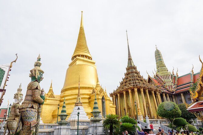 Highlights of Bangkok and Ayutthaya (World Heritage site) in 1 day - Bangkok morning: Grand Palace and Emerald Buddha with strict dress rules