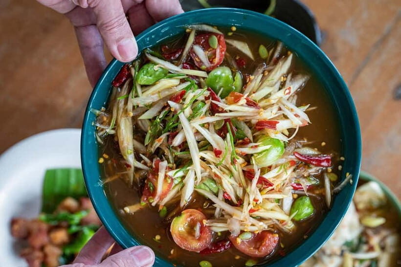 Hua Hin: The Real Jing Jing Thai Food Tour - Getting started at the Hua Hin Clocktower