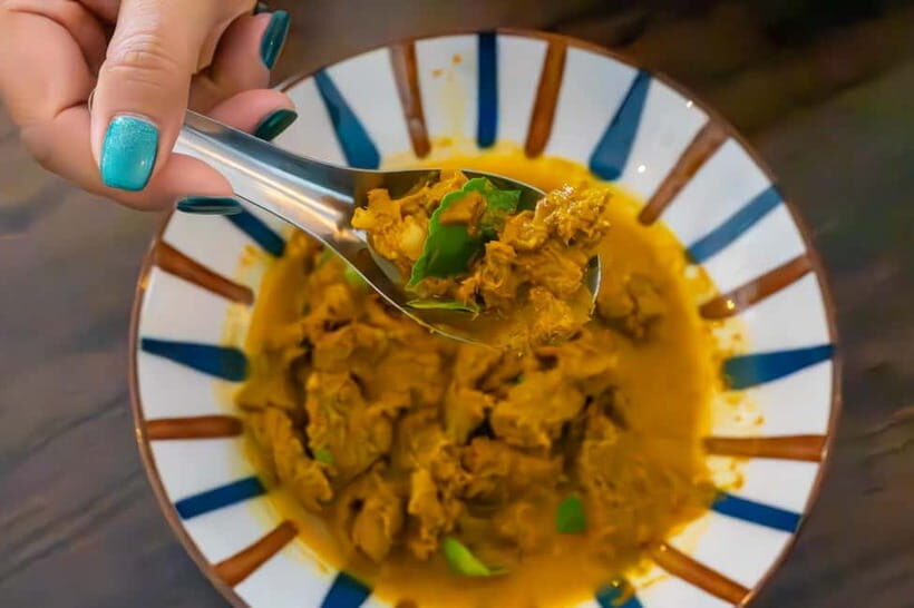 Hua Hin: The Real Jing Jing Thai Food Tour - The chilli lesson: ordering for your taste level and easing the sting